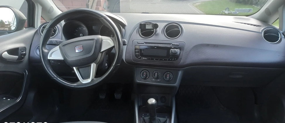 Seat Ibiza cena 18200 przebieg: 169068, rok produkcji 2011 z Brusy małe 191